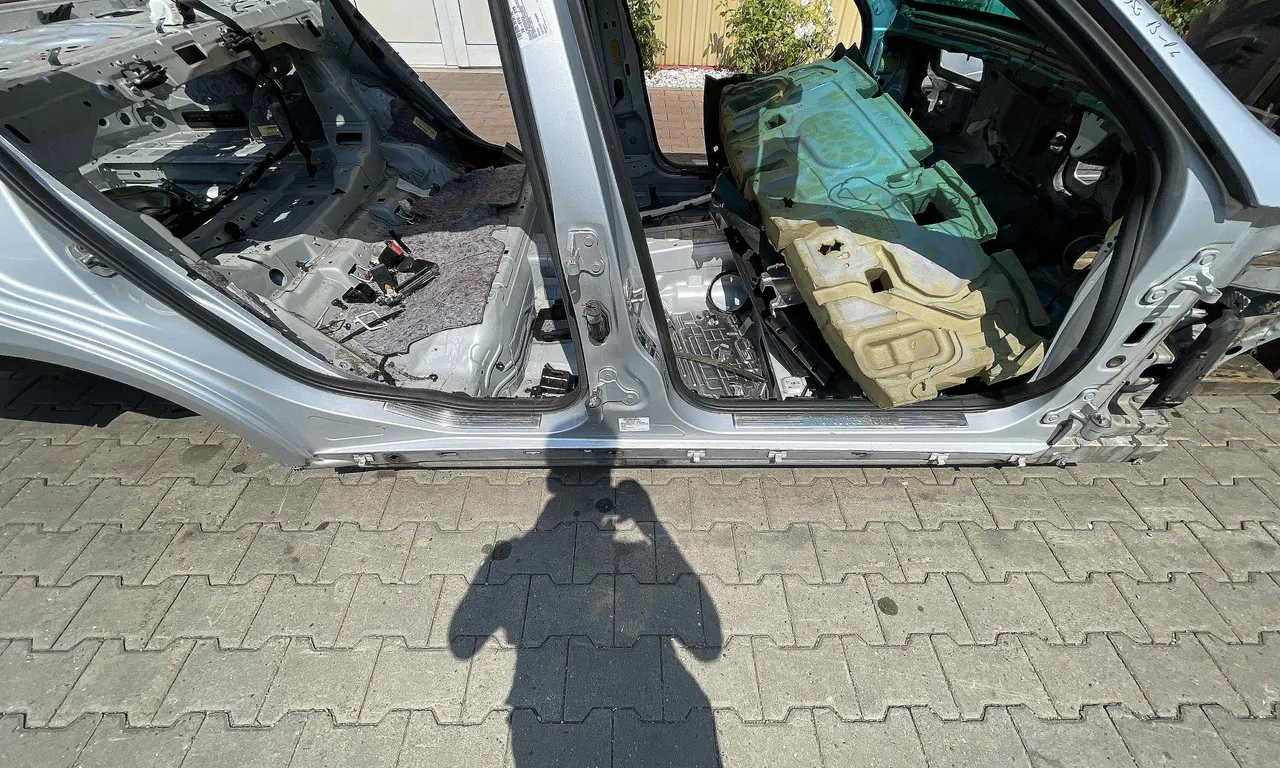 PRAG DREAPTA MERCEDES E-CLASS 2009-2016