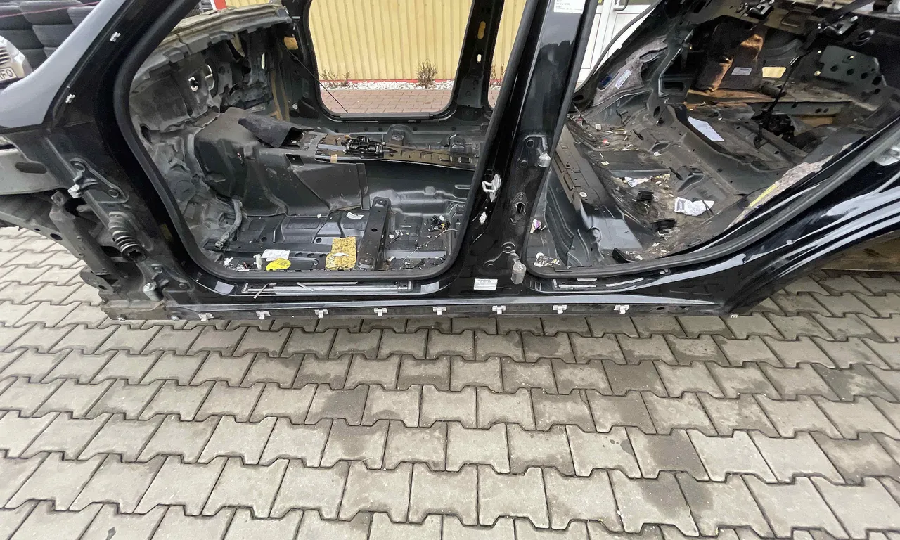PRAG STANGA MERCEDES E-CLASS 2009-2016