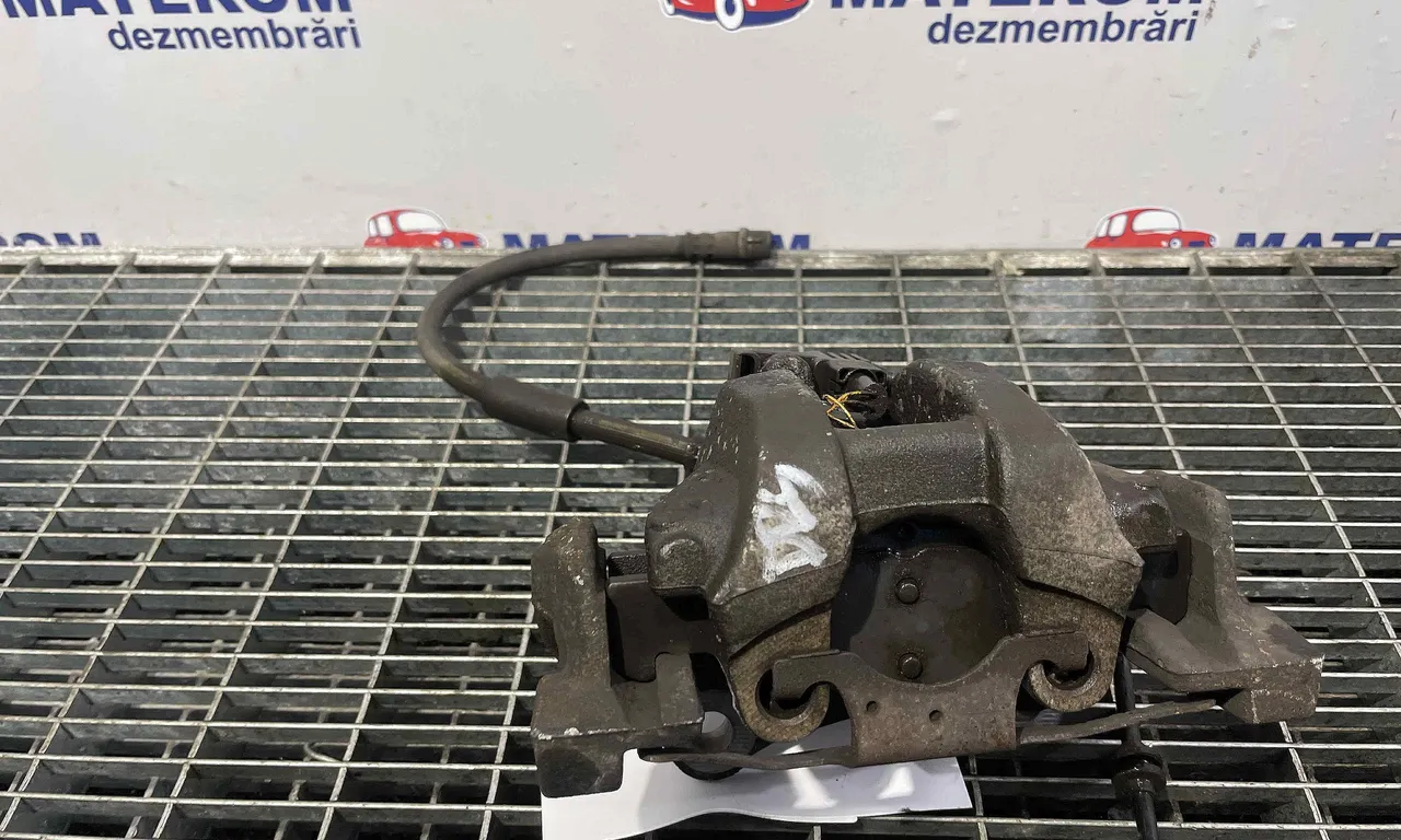 ETRIER SPATE DREAPTA MERCEDES E-CLASS 2009-2016