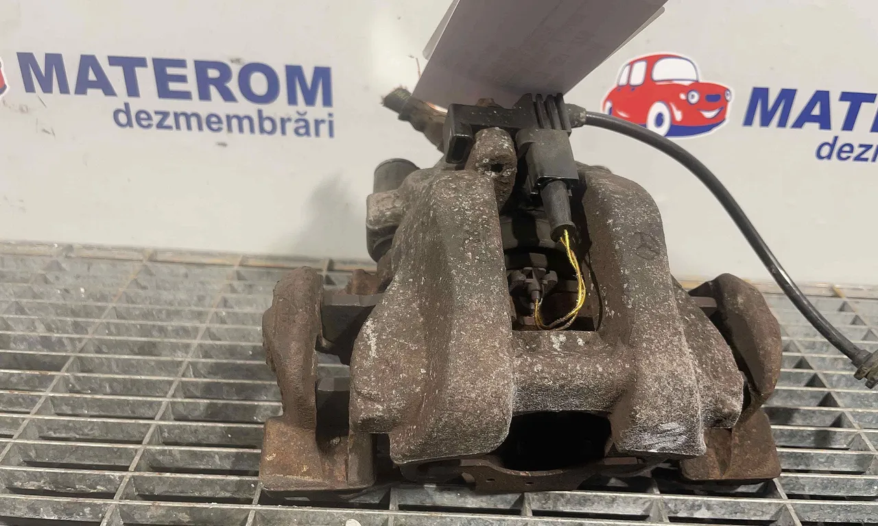 ETRIER SPATE DREAPTA MERCEDES E-CLASS 2009-2016