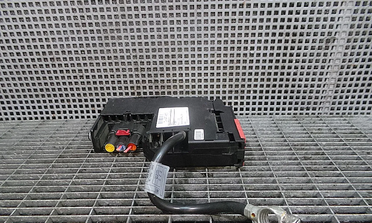 BORNA ACUMULATOR MERCEDES E-CLASS 2009-2016