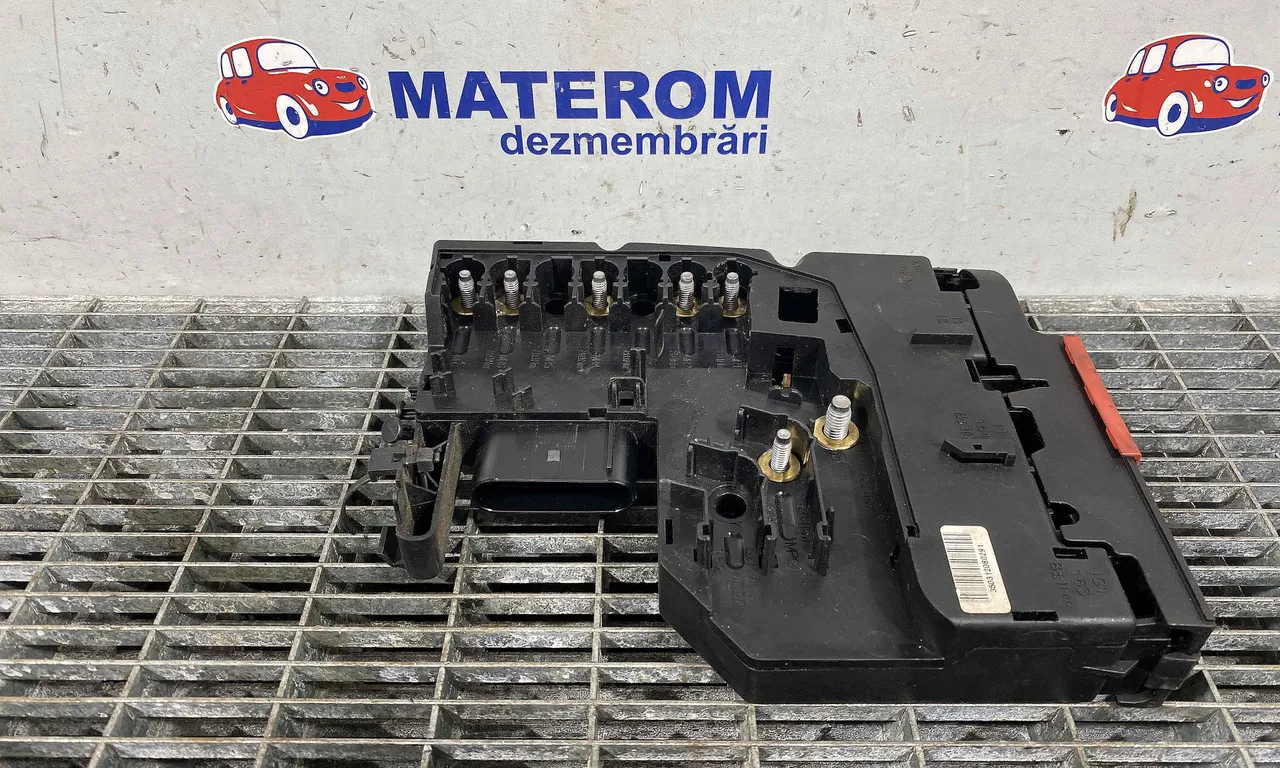 TABLOU SIGURANTE ACUMULATOR MERCEDES E-CLASS 2009-2016