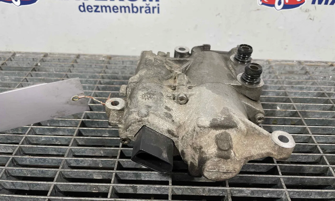 POMPA ULEI MERCEDES E-CLASS 2009-2016