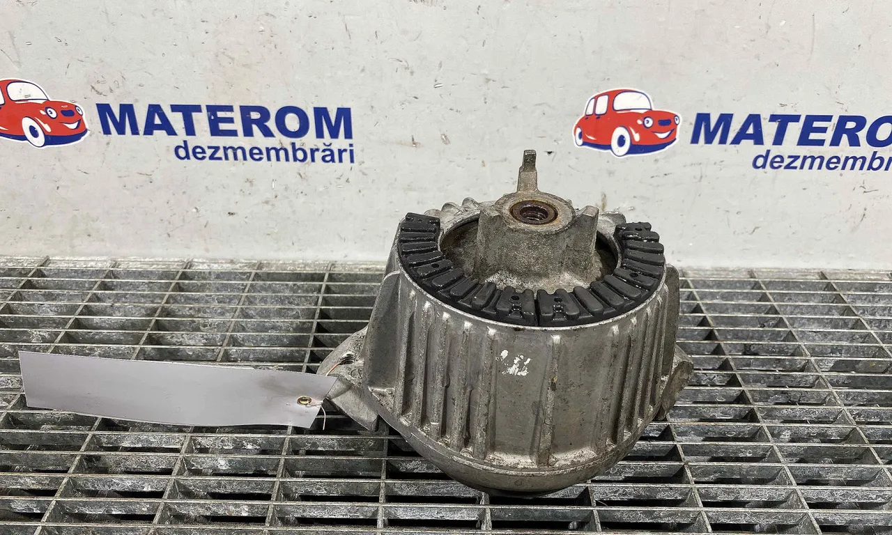 TAMPON MOTOR MERCEDES E-CLASS 2009-2016