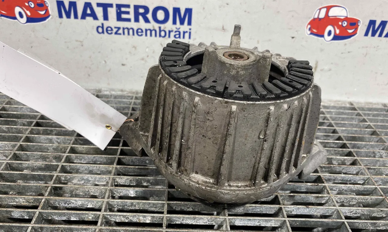 TAMPON MOTOR MERCEDES E-CLASS 2009-2016