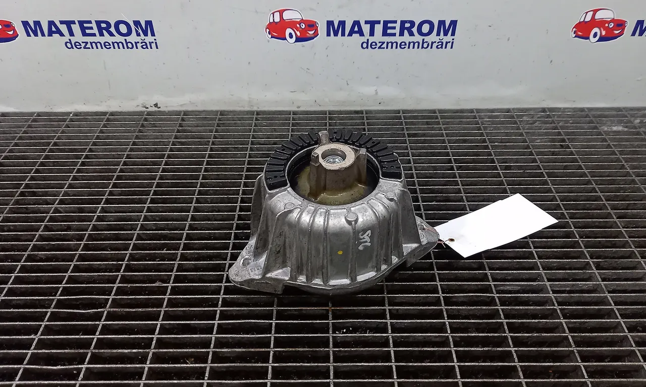 TAMPON MOTOR MERCEDES E-CLASS 2009-2016