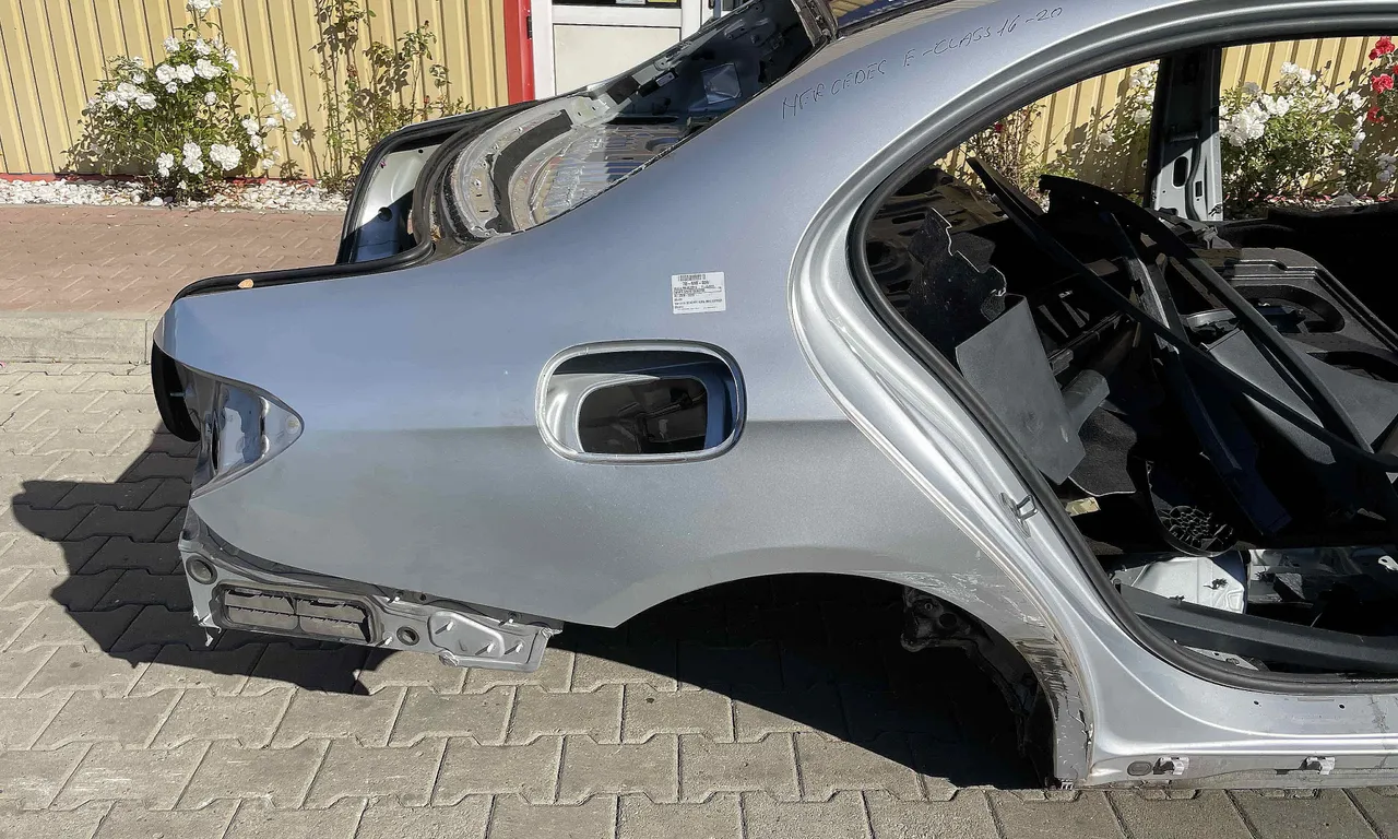ARIPA SPATE DREAPTA MERCEDES E-CLASS 2016-2020