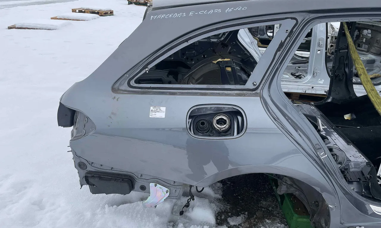 ARIPA SPATE DREAPTA MERCEDES E-CLASS 2016-2020