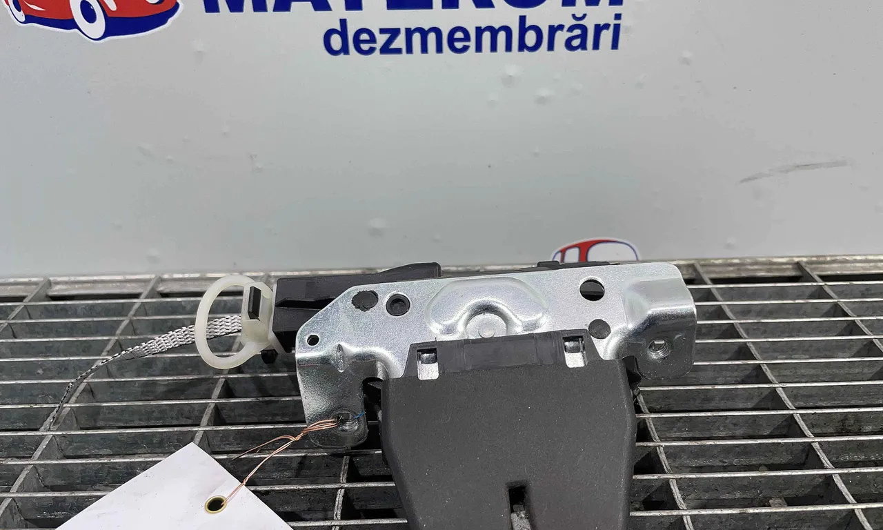 INCUIETOARE CAPOTA SPATE MERCEDES E-CLASS 2016-2020
