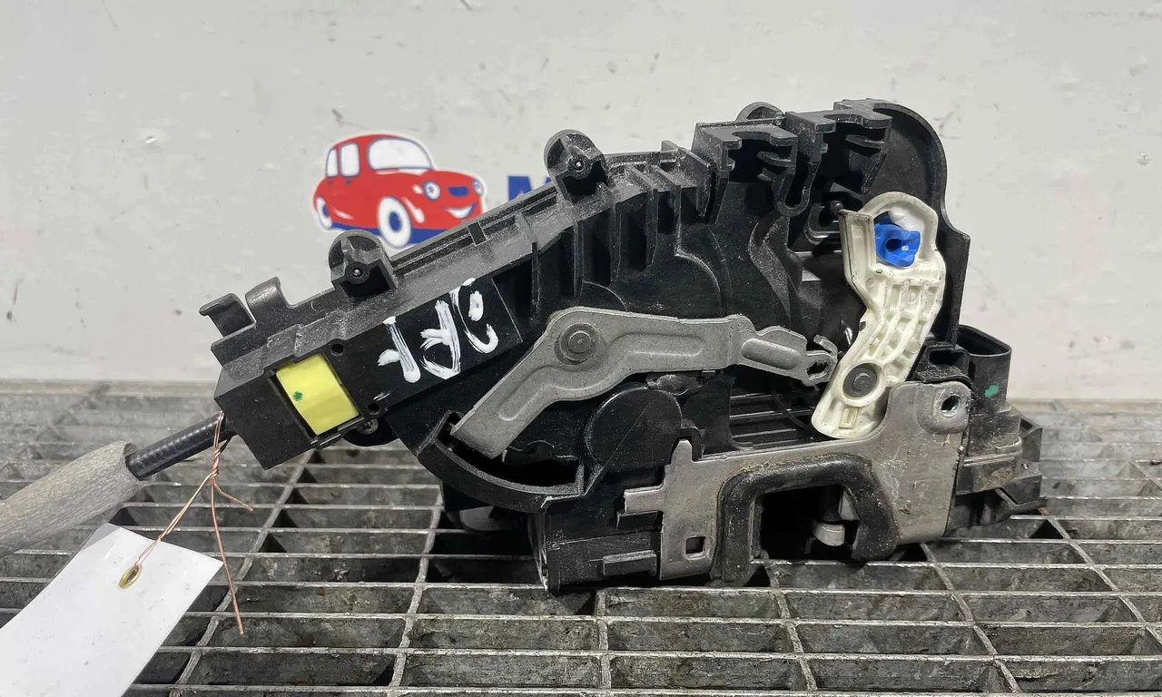 INCUIETOARE USA FATA DREAPTA MERCEDES E-CLASS 2016-2020