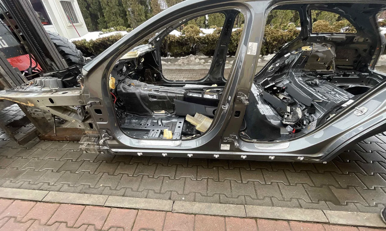 PRAG STANGA MERCEDES E-CLASS 2016-2020