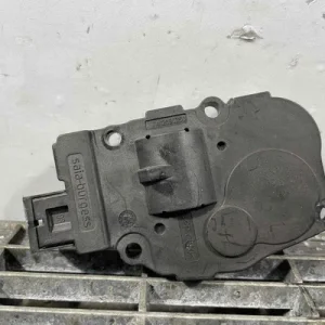 MOTORAS CLAPETA INCALZIRE