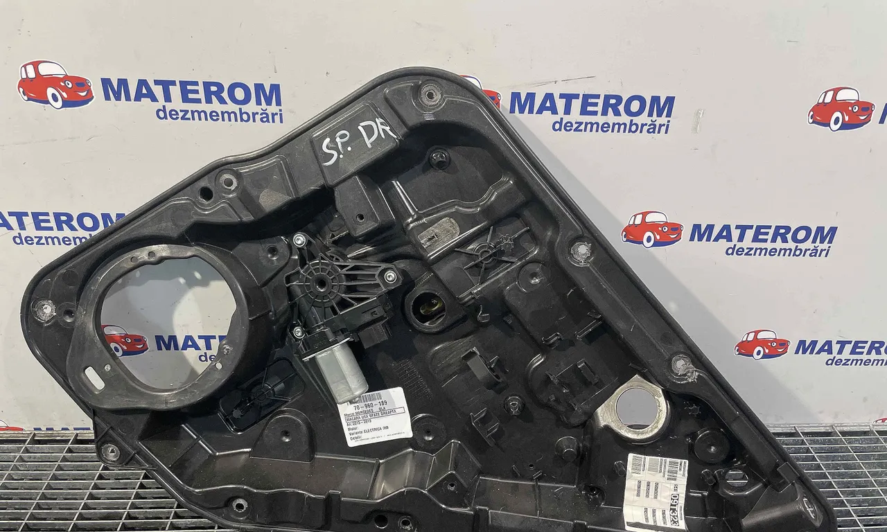 MACARA USA SPATE DREAPTA MERCEDES GLA-CLASS 2013-2022