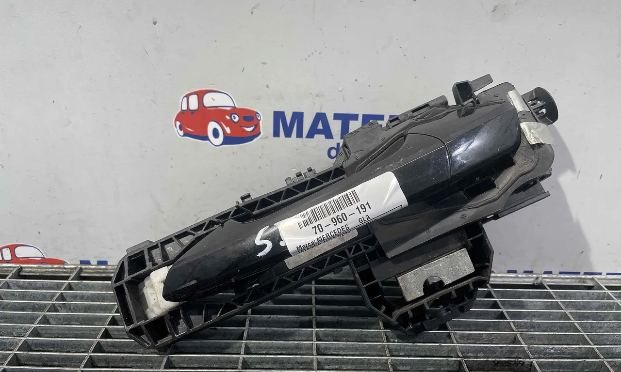 MANER USA FATA STANGA MERCEDES GLA-CLASS 2013-2022