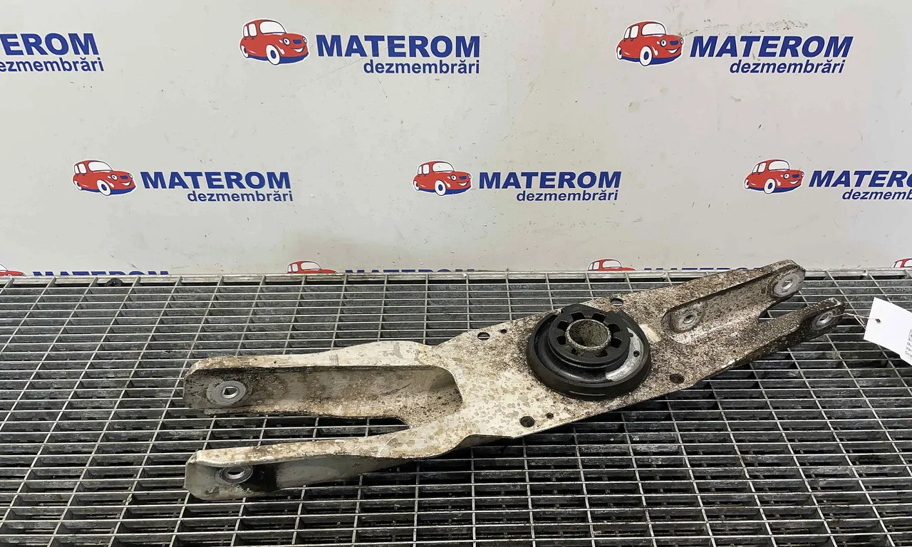 BRAT SPATE INFERIOR DREAPTA MERCEDES GLA-CLASS 2013-2022