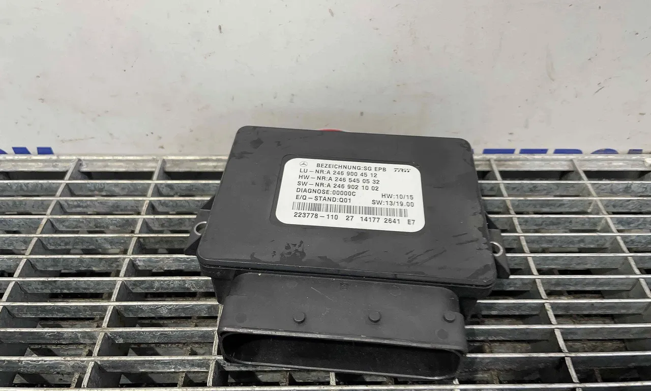 CALCULATOR FRANA DE MANA MERCEDES GLA-CLASS 2013-2022