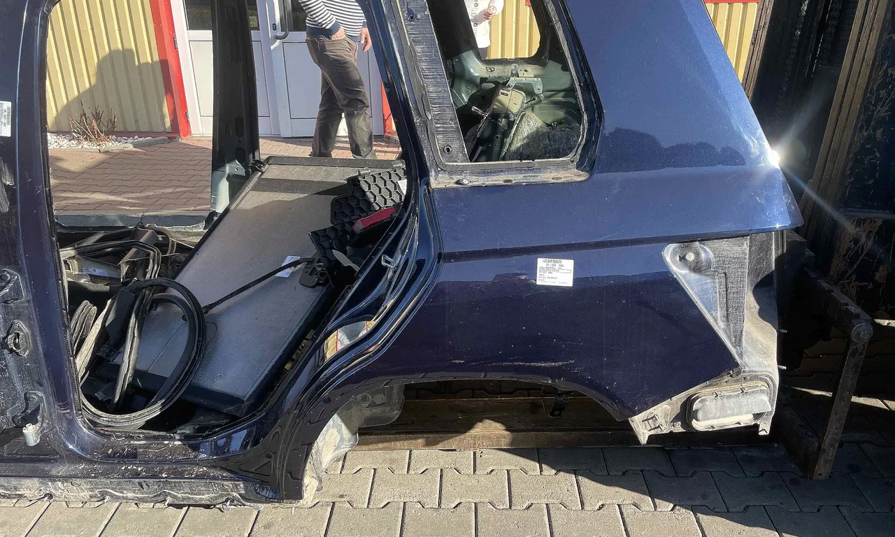 ARIPA SPATE STANGA MERCEDES GLK-CLASS 2008-2015