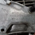 SUPORT ALTERNATOR MERCEDES GLK-CLASS 2.2 CDI 2008-2015 oe-A6512012009, vedere laterala