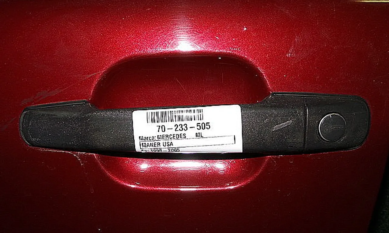 MANER USA FATA STANGA MERCEDES M-CLASS 1998-2005