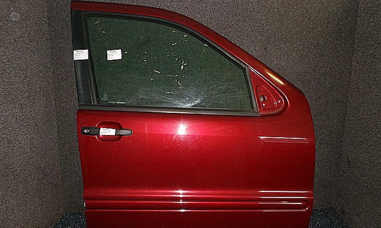 USA FATA DREAPTA MERCEDES M-CLASS 1998-2005