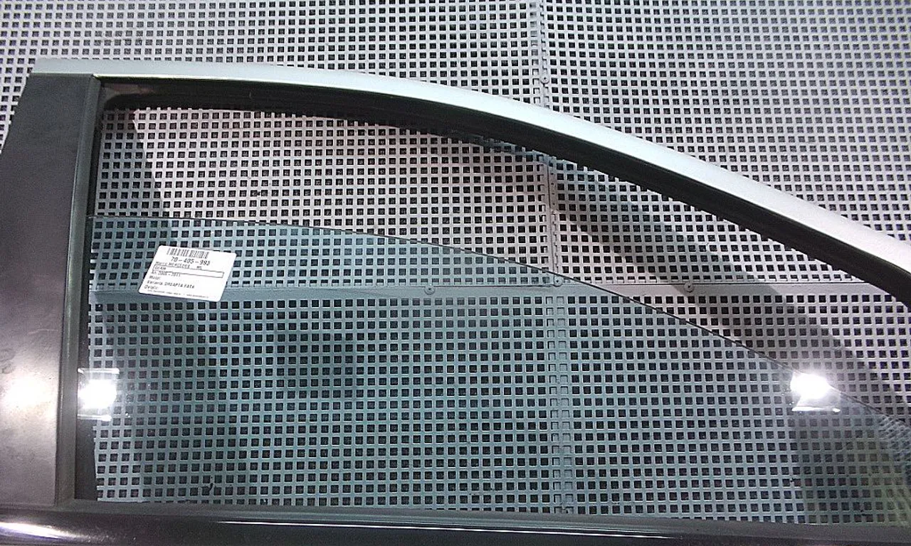 GEAM FATA DREAPTA MERCEDES M-CLASS 2005-2012