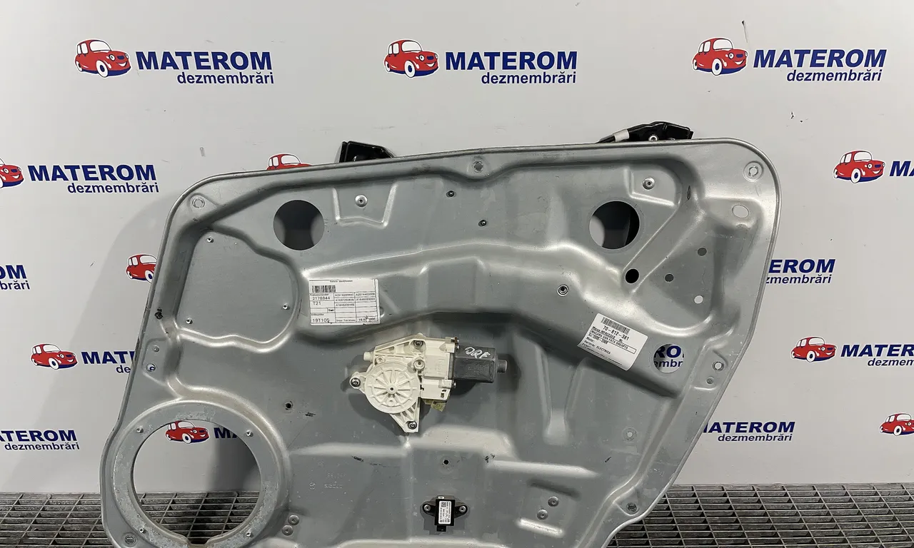 MACARA USA FATA DREAPTA MERCEDES M-CLASS 2005-2012