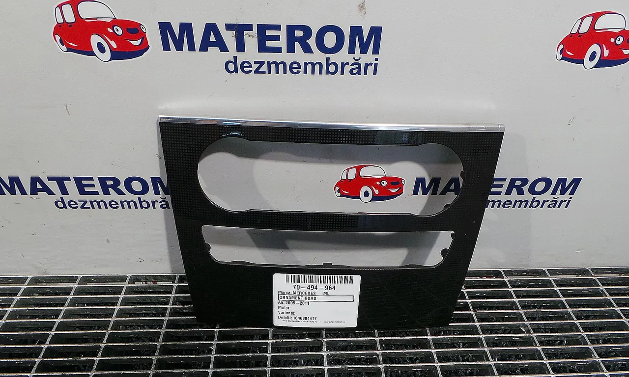 ORNAMENT BORD MERCEDES M-CLASS 2005-2012