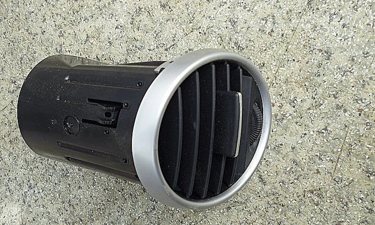ORNAMENT BORD MERCEDES M-CLASS 2005-2012