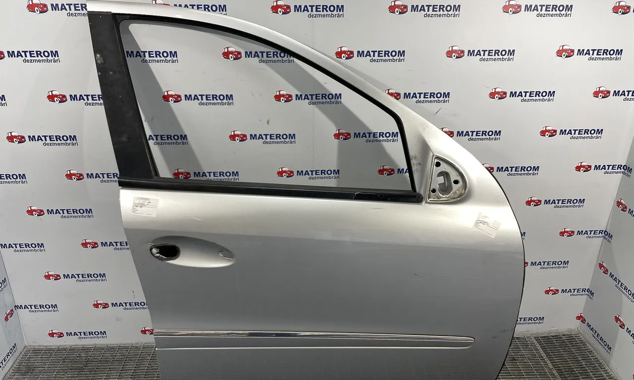 USA FATA DREAPTA MERCEDES M-CLASS 2005-2012