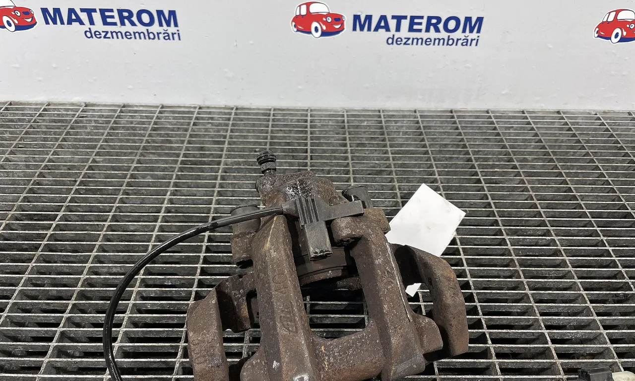 ETRIER SPATE DREAPTA MERCEDES M-CLASS 2005-2012