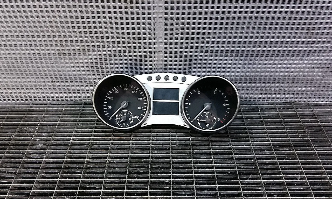 CEAS BORD MERCEDES M-CLASS 2005-2012