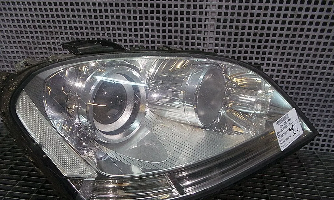 FAR DREAPTA MERCEDES M-CLASS 2005-2012