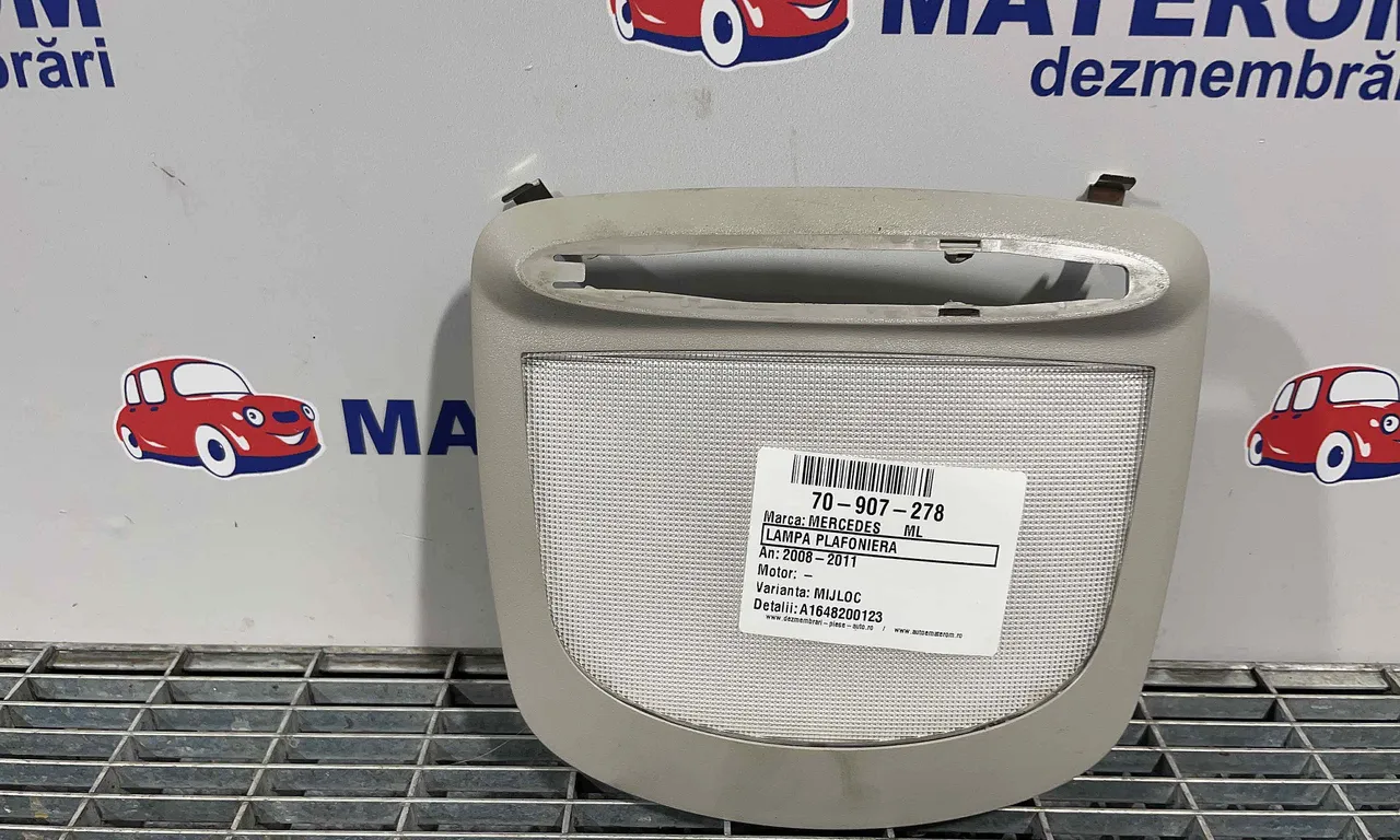 LAMPA PLAFONIERA MERCEDES M-CLASS 2005-2012