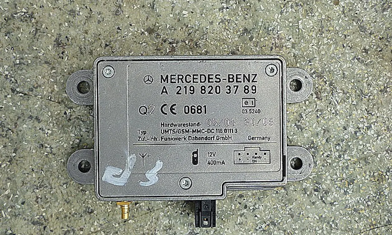 MODUL ANTENA MERCEDES M-CLASS 2005-2012