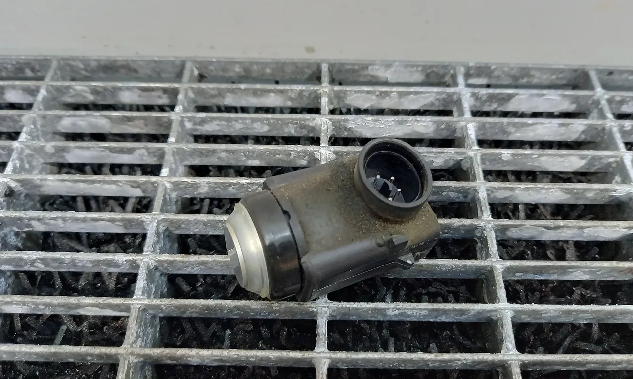SENZOR PARCARE SPATE MERCEDES M-CLASS 2005-2012