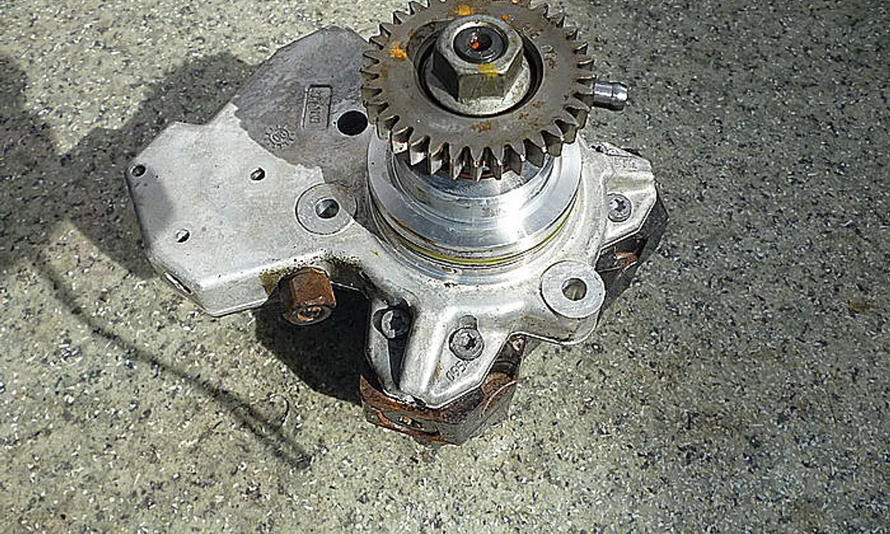 POMPA INALTA PRESIUNE MERCEDES M-CLASS 2005-2012