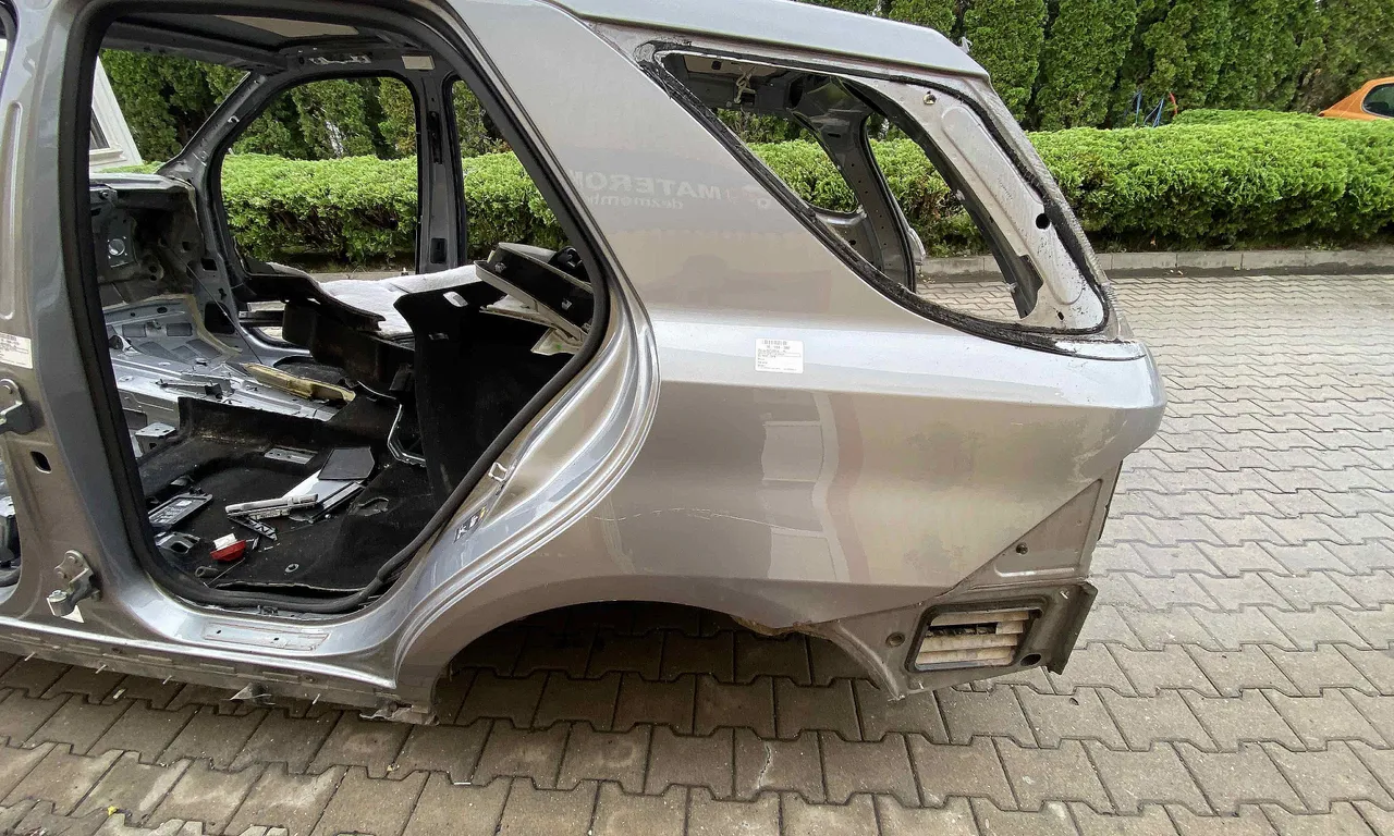 ARIPA SPATE STANGA MERCEDES M-CLASS 2011-2015