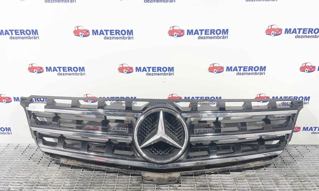 GRILA FATA MERCEDES M-CLASS 2011-2015