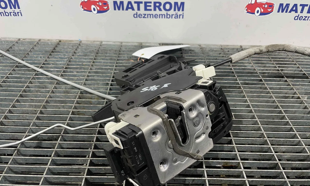 INCUIETOARE USA FATA STANGA MERCEDES M-CLASS 2011-2015