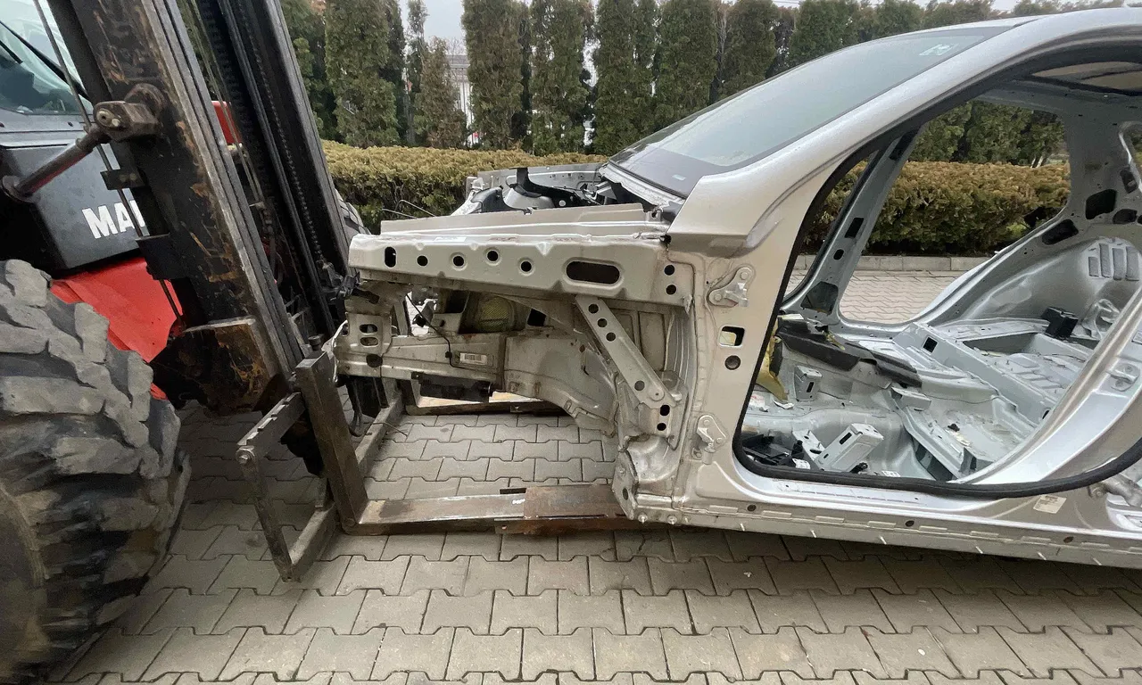 LONJERON STANGA MERCEDES M-CLASS 2011-2015