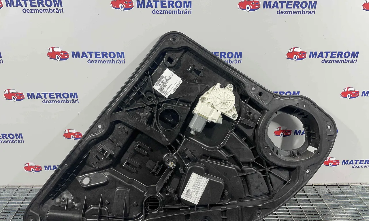 MACARA USA SPATE STANGA MERCEDES M-CLASS 2011-2015