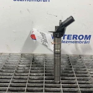 INJECTOR