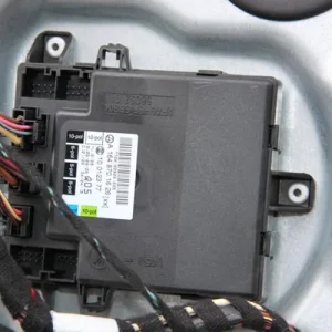 Modul usa dreapta fata