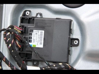 Modul usa dreapta fata MERCEDES R-CLASS 2005-2017 oe A1648701626, vedere frontata