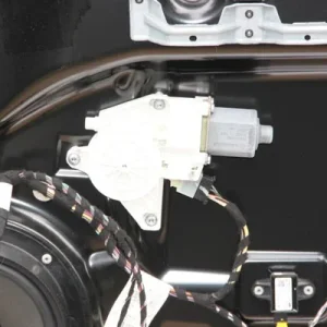 Motoras macara usa dreapta spate MERCEDES R-CLASS 2005-2017, vedere frontata