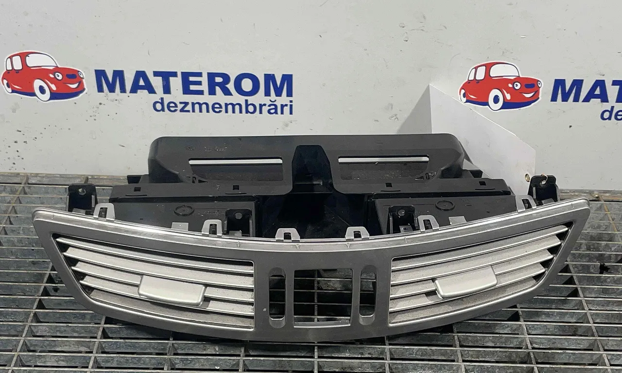 GRILA BORD MERCEDES S-CLASS 2006-2013