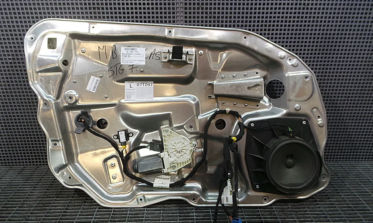 MACARA USA FATA STANGA MERCEDES S-CLASS 2006-2013