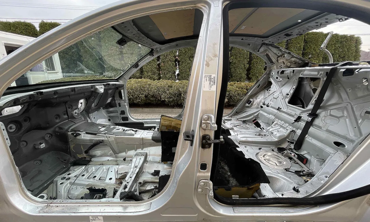 STALP MIJLOC STANGA MERCEDES S-CLASS 2006-2013
