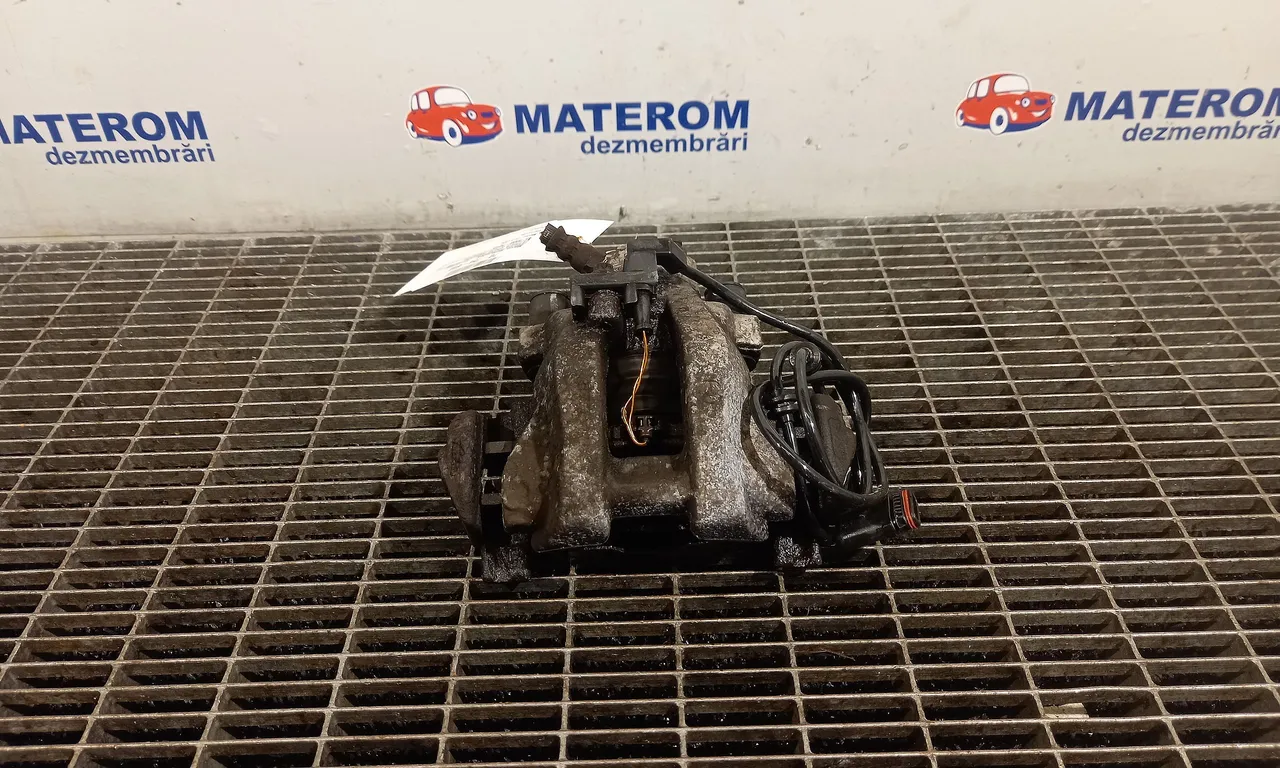 ETRIER SPATE DREAPTA MERCEDES S-CLASS 2006-2013