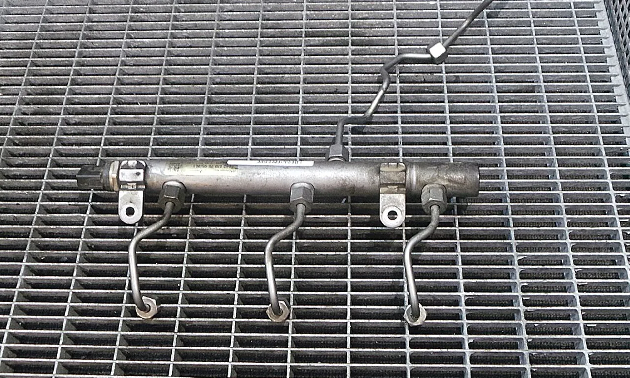 RAMPA INJECTIE MERCEDES S-CLASS 2006-2013